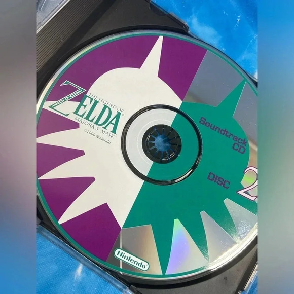 The Legend of Zelda Majora’s Mask Soundtrack - 2000 2 CD Set - N64 - Rare - Picture 8 of 9